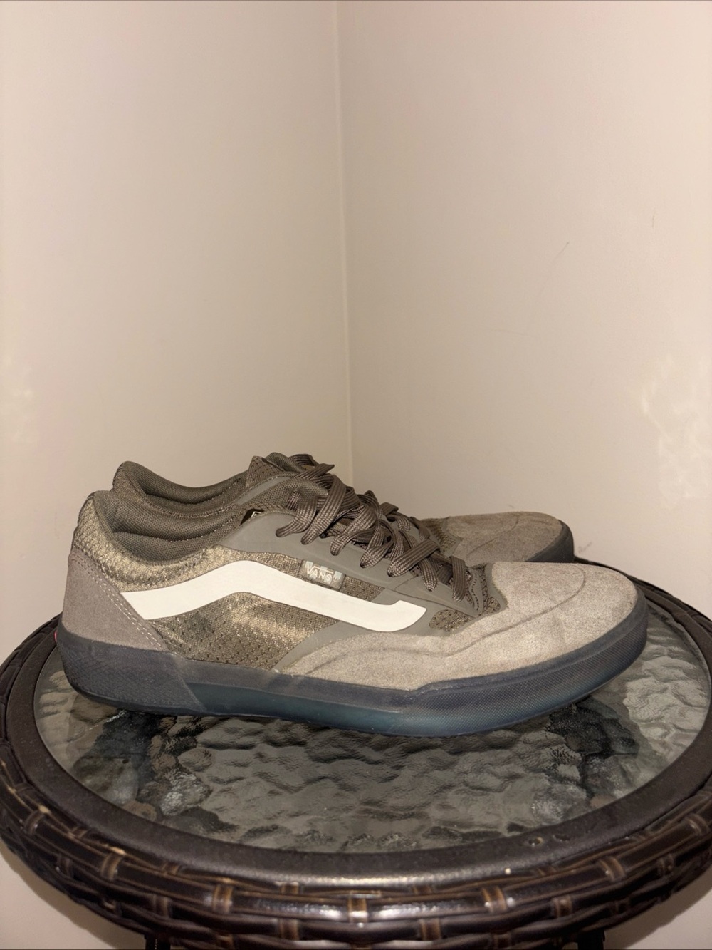 Vans Men's A.V.E shoes